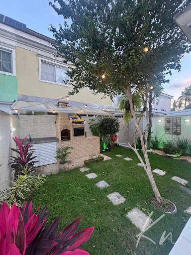 Imagens do imóveis Excelente casa triplex Jardins de Monet Recreio dos Bandeirantes