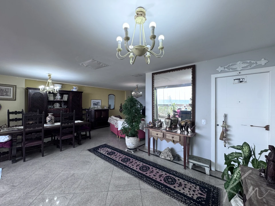 Imagens do imóveis Cobertura Duplex Frente-Mar na Av. Lúcio Costa — Luxo, Vista e Exclusividade no Recreio