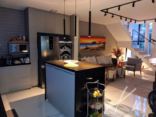 Imagens do imóveis Oportunidade em Vargem Pequena - Casa contemporânea e decorada 4quartos 3 suítes com RGI