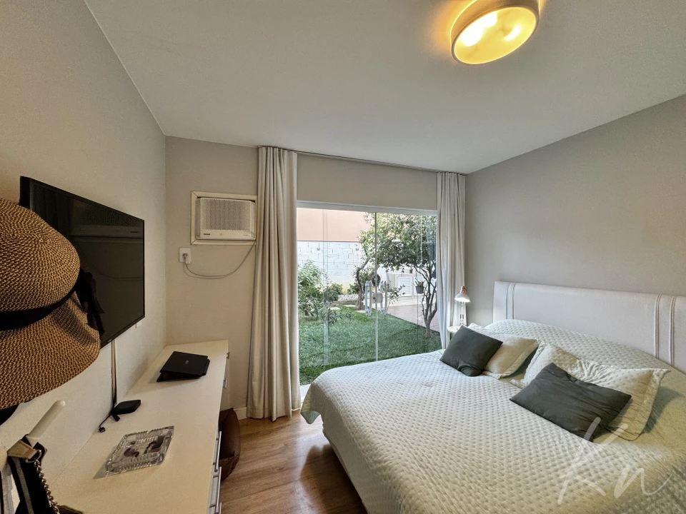 Imagens do imóveis Exclusiva casa pronta para morar no coração do polo gastronômico de Vargem Grande