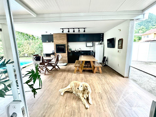 Imagens do imóveis Casa de Condomínio com 4 suítes para venda ou aluguel, 280m² - Vargem Grande