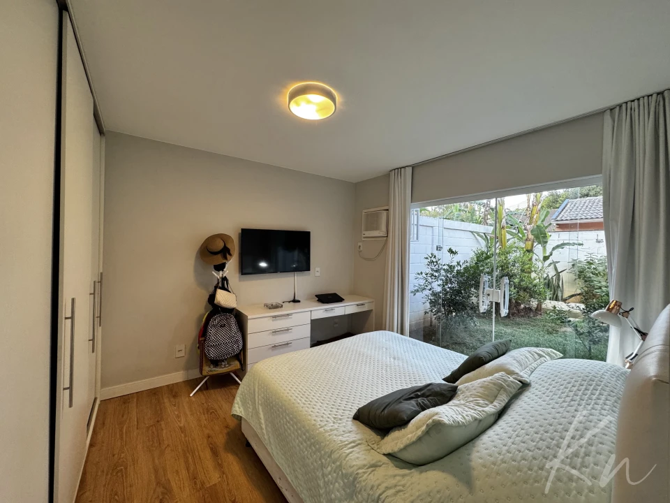 Imagens do imóveis Exclusiva casa pronta para morar no coração do polo gastronômico de Vargem Grande