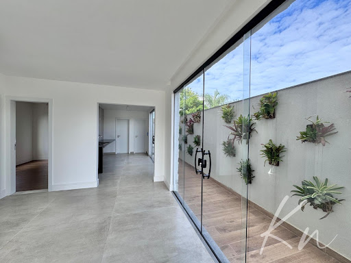 Imagens do imóveis Casa Triplex de Alto Padrão no Recreio dos Bandeirantes