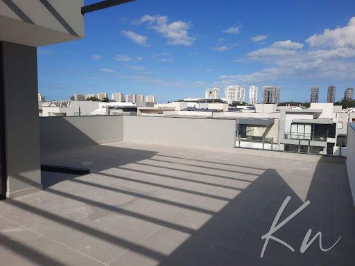 Imagens do imóveis Triplex com 5 suites no Recreio dos Bandeirantes - RJ