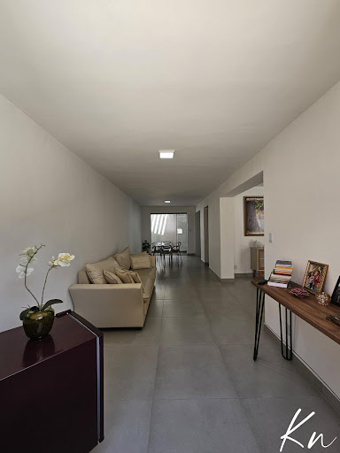 Imagens do imóveis Magnifica Casa de condomínio  300m² ,totalmente reformada .
