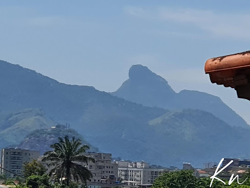 Imagens do imóveis Magnifica Casa de condomínio  300m² ,totalmente reformada .