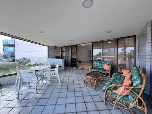 Imagens do imóveis Exclusividade! Excelente apartamento lâmina frontal mar - Lucio Costa