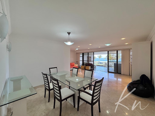 Imagens do imóveis Exclusividade! Excelente apartamento lâmina frontal mar - Lucio Costa