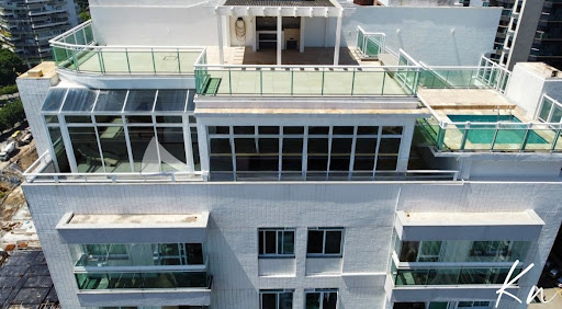 Imagens do imóveis Exclusiva Cobertura Triplex com 369m² e Vista Mar – Av. Lúcio Costa, Posto 5