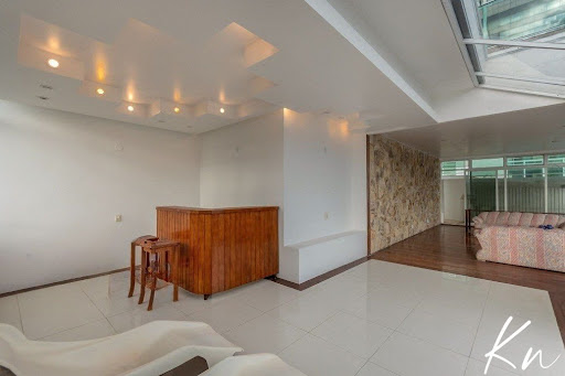 Imagens do imóveis Exclusiva Cobertura Triplex com 369m² e Vista Mar – Av. Lúcio Costa, Posto 5
