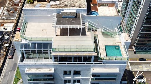 Imagens do imóveis Exclusiva Cobertura Triplex com 369m² e Vista Mar – Av. Lúcio Costa, Posto 5