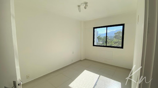 Imagens do imóveis Apartamento com 78m2, 3 quartos, 1 suite e 1 vaga. Pronta para morar com armários na cozinha, banheiro e quartos.