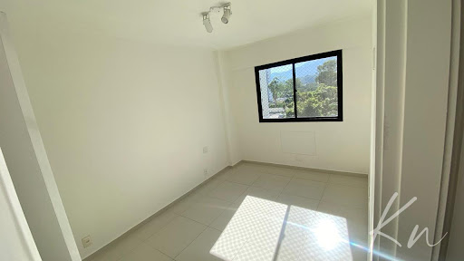 Imagens do imóveis Apartamento com 78m2, 3 quartos, 1 suite e 1 vaga. Pronta para morar com armários na cozinha, banheiro e quartos.
