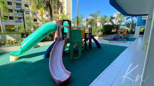 Imagens do imóveis Apartamento com 78m2, 3 quartos, 1 suite e 1 vaga. Pronta para morar com armários na cozinha, banheiro e quartos.
