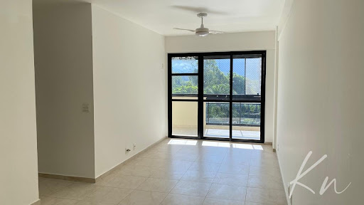 Imagens do imóveis Apartamento com 78m2, 3 quartos, 1 suite e 1 vaga. Pronta para morar com armários na cozinha, banheiro e quartos.
