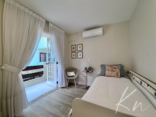 Imagens do imóveis Alugo ou vendo excelente casa triplex mobiliada Recreio