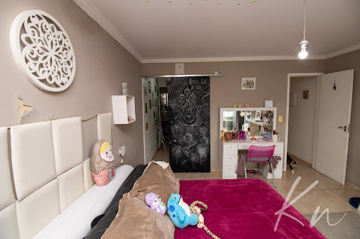 Imagens do imóveis Casa Mobiliada em Condomínio com 3 Quartos em Vargem Pequena – 240m² de Conforto
