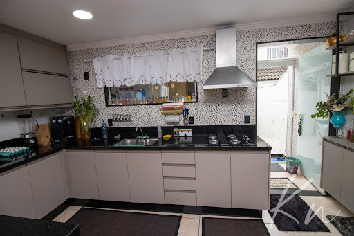 Imagens do imóveis Casa Mobiliada em Condomínio com 3 Quartos em Vargem Pequena – 240m² de Conforto