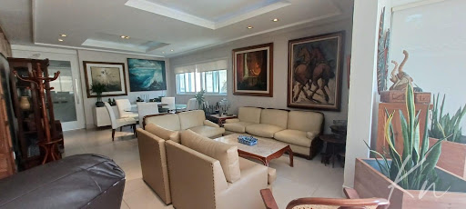 Imagens do imóveis Oportunidade Casa com terreno de 1085m2 no Condomínio Interlagos de Itauna
