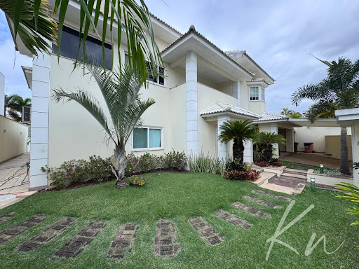 Imagens do imóveis Linda Casa Condomínio Santa Mônica Jardins- Barra da Tijuca
