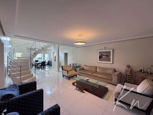 Imagens do imóveis Linda Casa Condomínio Santa Mônica Jardins- Barra da Tijuca