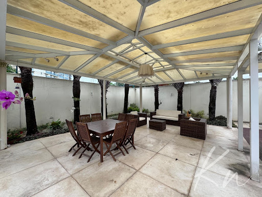 Imagens do imóveis Linda Casa Condomínio Santa Mônica Jardins- Barra da Tijuca