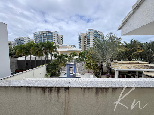 Imagens do imóveis Linda Casa Condomínio Santa Mônica Jardins- Barra da Tijuca