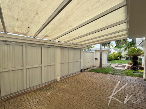 Imagens do imóveis Linda Casa Condomínio Santa Mônica Jardins- Barra da Tijuca