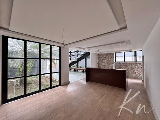 Imagens do imóveis Casa Triplex em Barra da Tijuca  -  Rio de Janeiro