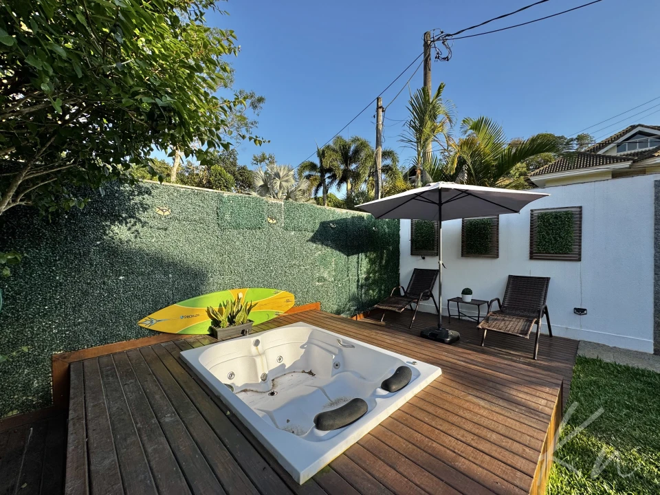 Imagens do imóveis Exclusiva casa pronta para morar no coração do polo gastronômico de Vargem Grande
