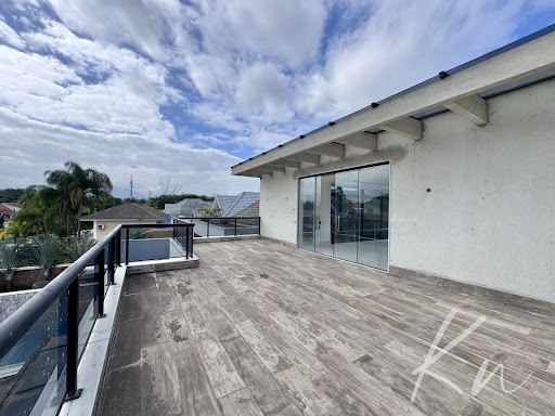 Imagens do imóveis Casa Triplex em Barra da Tijuca  -  Rio de Janeiro