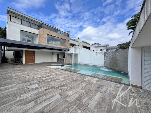 Imagens do imóveis Casa Triplex em Barra da Tijuca  -  Rio de Janeiro