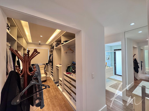 Imagens do imóveis Casa 05 Dorm. ou + em Barra da Tijuca  -  Rio de Janeiro