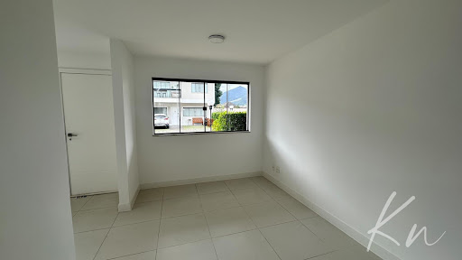 Imagens do imóveis Excelente casa de condomínio 4 suítes em Vargem Grande
