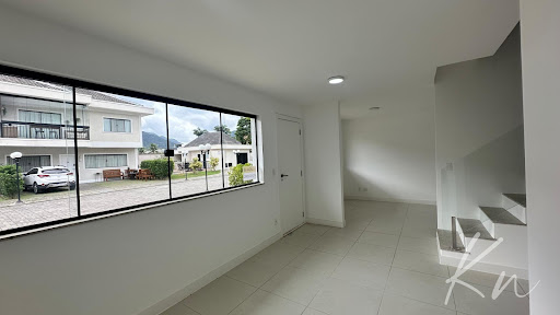 Imagens do imóveis Excelente casa de condomínio 4 suítes em Vargem Grande