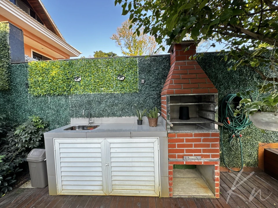 Imagens do imóveis Exclusiva casa pronta para morar no coração do polo gastronômico de Vargem Grande