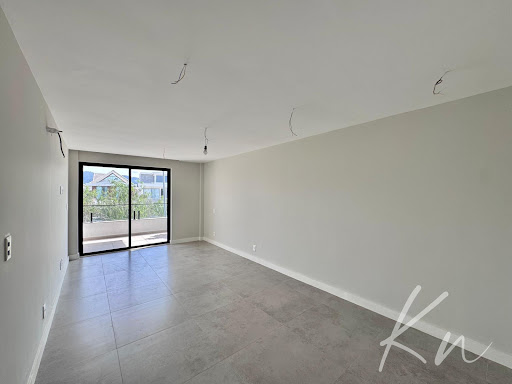 Imagens do imóveis Casa Triplex de Alto Padrão no Recreio dos Bandeirantes