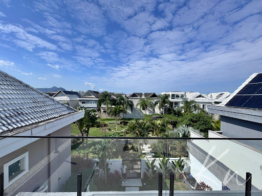 Imagens do imóveis Casa Triplex de Alto Padrão no Recreio dos Bandeirantes