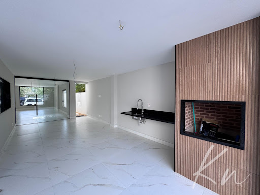Imagens do imóveis Casa Triplex de Alto Padrão no Recreio dos Bandeirantes