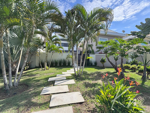 Imagens do imóveis Casa Triplex de Alto Padrão no Recreio dos Bandeirantes