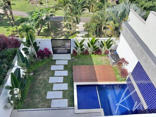 Imagens do imóveis Casa Triplex de Alto Padrão no Recreio dos Bandeirantes