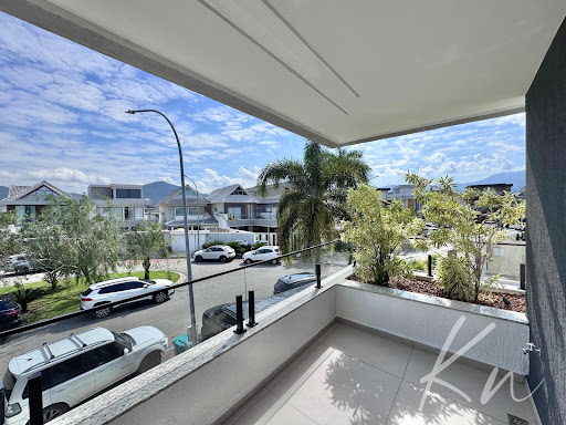 Imagens do imóveis Casa Triplex de Alto Padrão no Recreio dos Bandeirantes