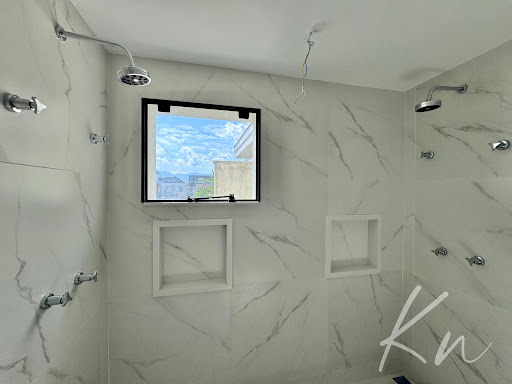 Imagens do imóveis Casa Triplex de Alto Padrão no Recreio dos Bandeirantes