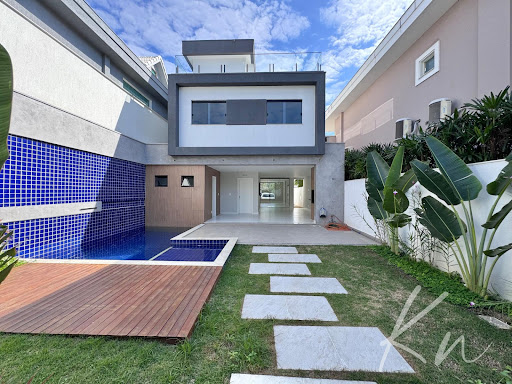 Imagens do imóveis Casa Triplex de Alto Padrão no Recreio dos Bandeirantes