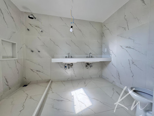 Imagens do imóveis Casa Triplex de Alto Padrão no Recreio dos Bandeirantes