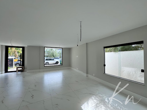 Imagens do imóveis Casa Triplex de Alto Padrão no Recreio dos Bandeirantes