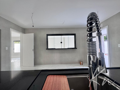 Imagens do imóveis Casa Triplex de Alto Padrão no Recreio dos Bandeirantes