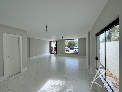 Imagens do imóveis Casa Triplex de Alto Padrão no Recreio dos Bandeirantes