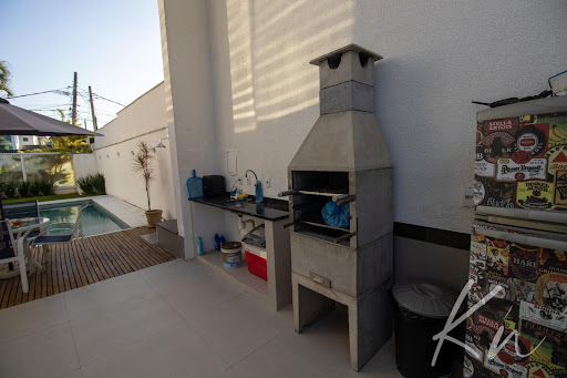 Imagens do imóveis Casa Moderna com 3 Suítes em Condomínio Tranquilo – Vargem Pequena/RJ
