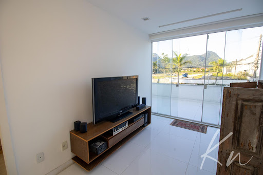 Imagens do imóveis Casa Moderna com 3 Suítes em Condomínio Tranquilo – Vargem Pequena/RJ